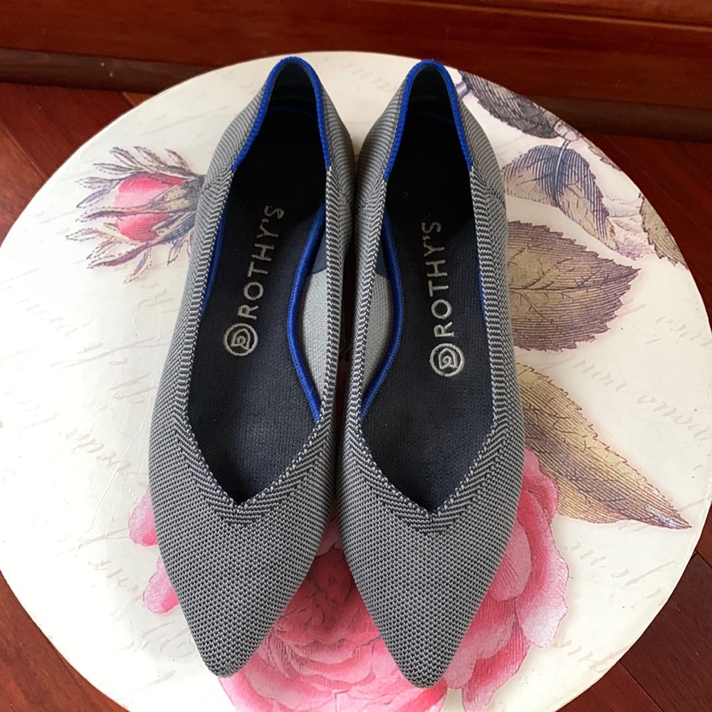 Rothy’s the point shoes